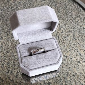 14k White Gold Men’s Wedding Band
